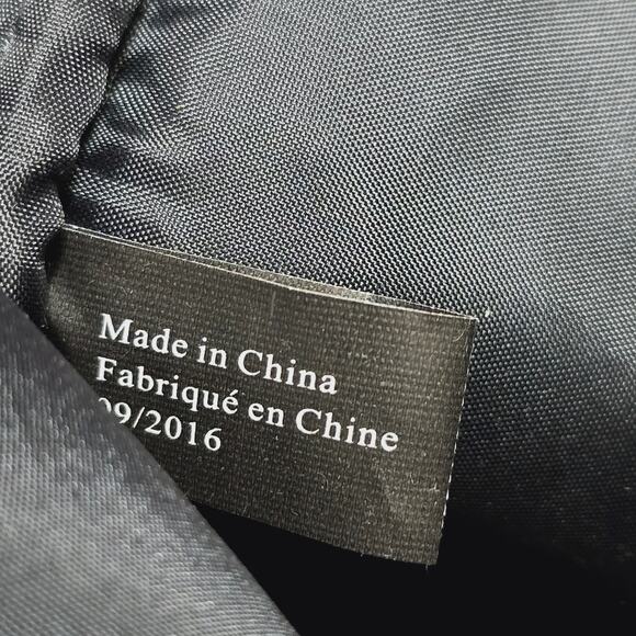 Victoria's Secret Metallic Silver Faux Snake Skin Crossbody Gold Chain Purse - Picture 13 of 14